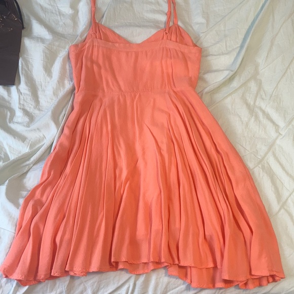 2/$25 Coral Aritzia Talula Summer Dress - Picture 6 of 7